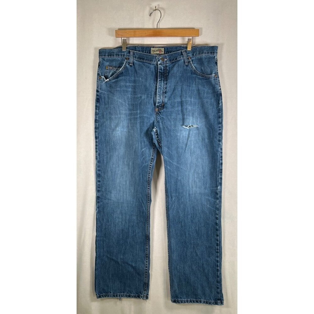 Wrangler Mens 01MWX 20X 01 Competition Jean River Wash 40x32 Cowboy Distressed